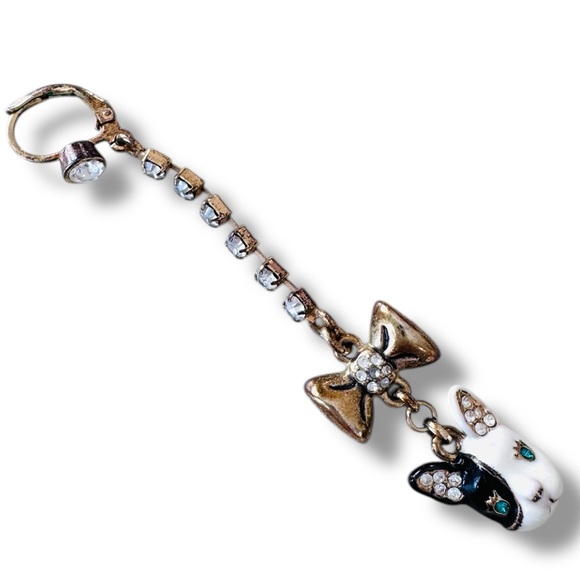 Betsey Johnson Royal Engagement Mismatch Dog Earrings French Bulldog Puppy - Picture 6 of 10